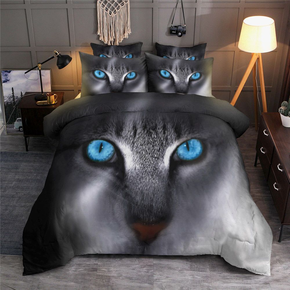 Blue Eyes Cat Bedding Set