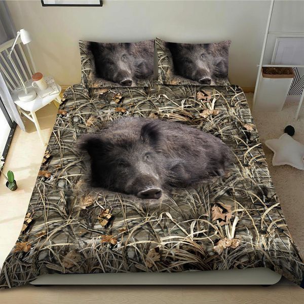 Boar Hunting Bedding Set