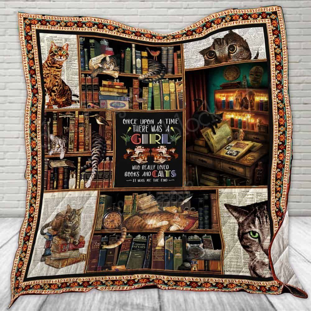 Books And Cats CL22100091MDQ Quilt Blanket