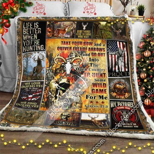 Bowhunting Deer Sherpa Fleece Blanket