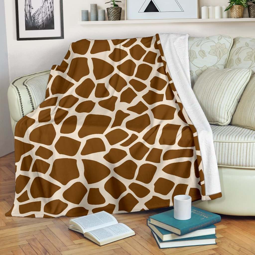 Brown Giraffe Sherpa Fleece Blanket