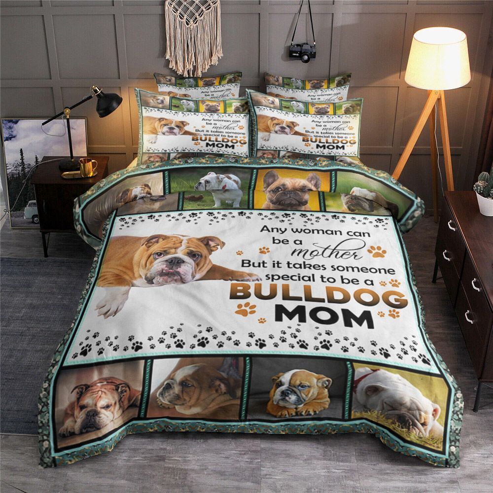 Bulldog Mom Bedding Set
