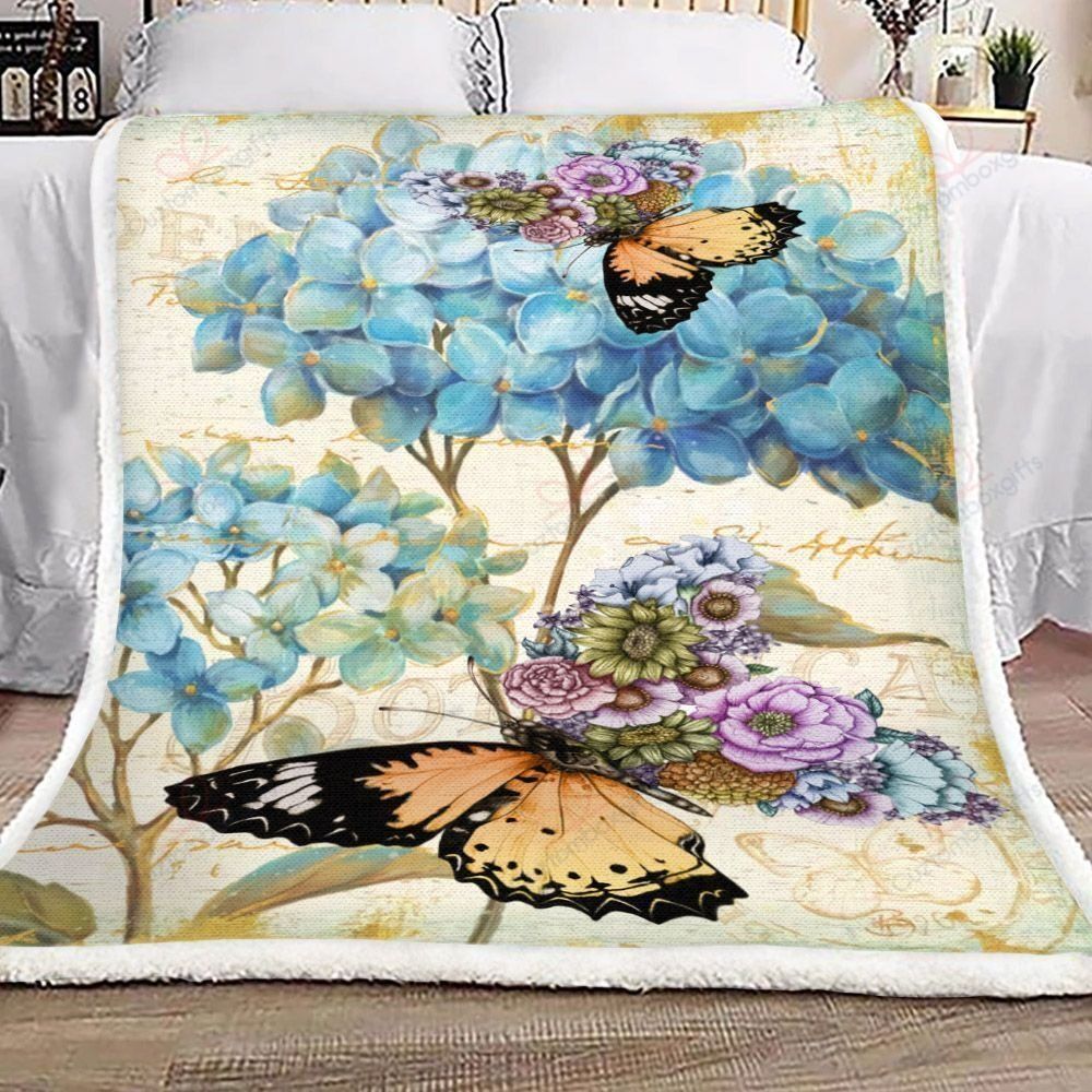 Butterfly Flower Fleece Blanket
