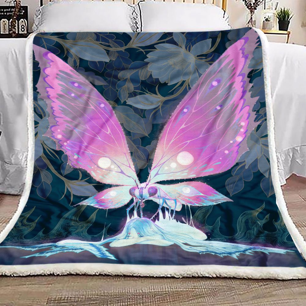 Butterfly Pink Fleece Blanket