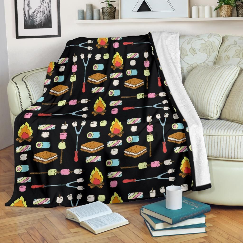 Camping Campfire Marshmallows Black Fleece Blanket