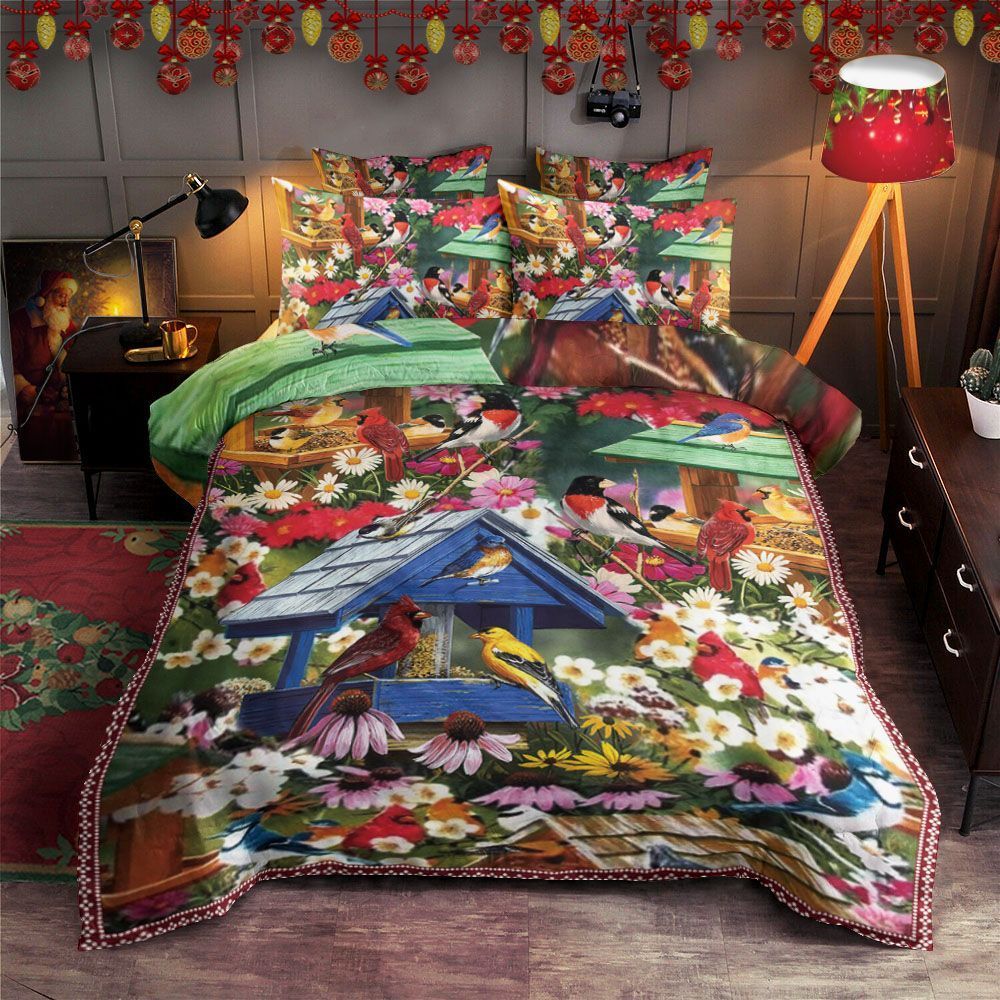 Cardinal And Birds Bedding Set