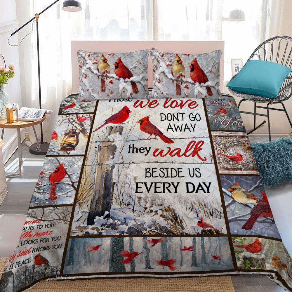 Cardinal Christmas Bedding Set