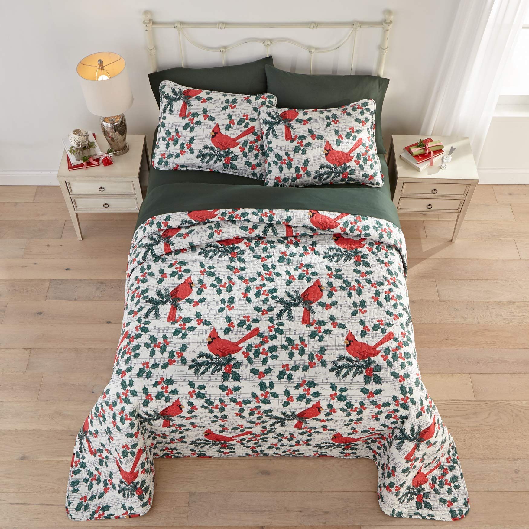 Cardinal Christmas Bedding Set