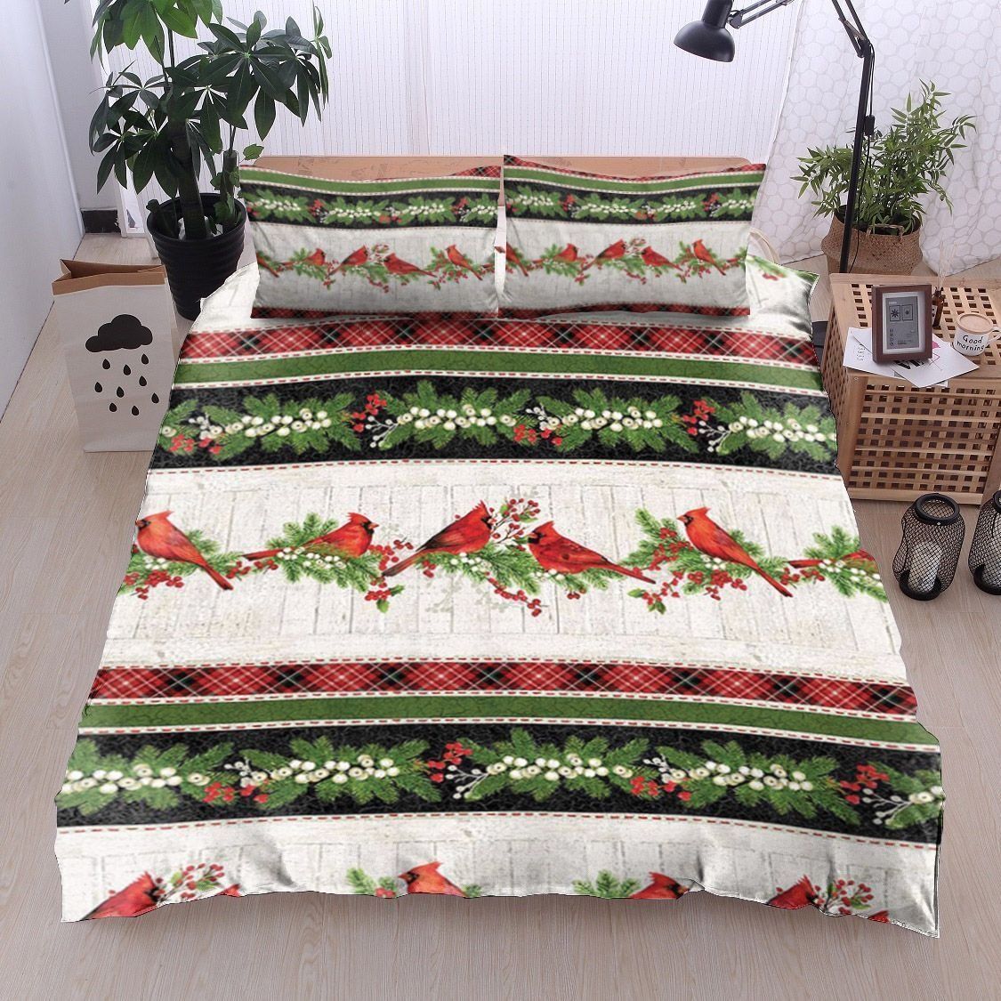 Cardinal Christmas Bedding Set