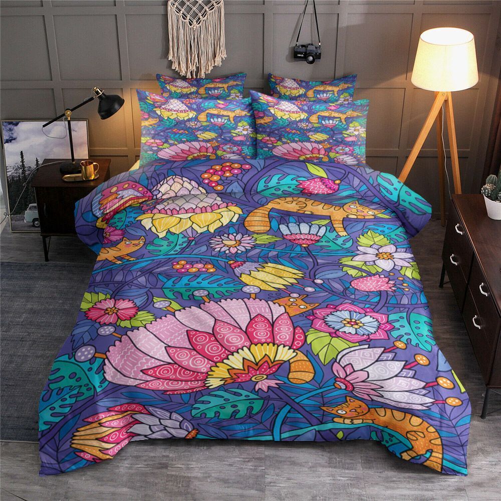 Cat And Flower Bedding Set