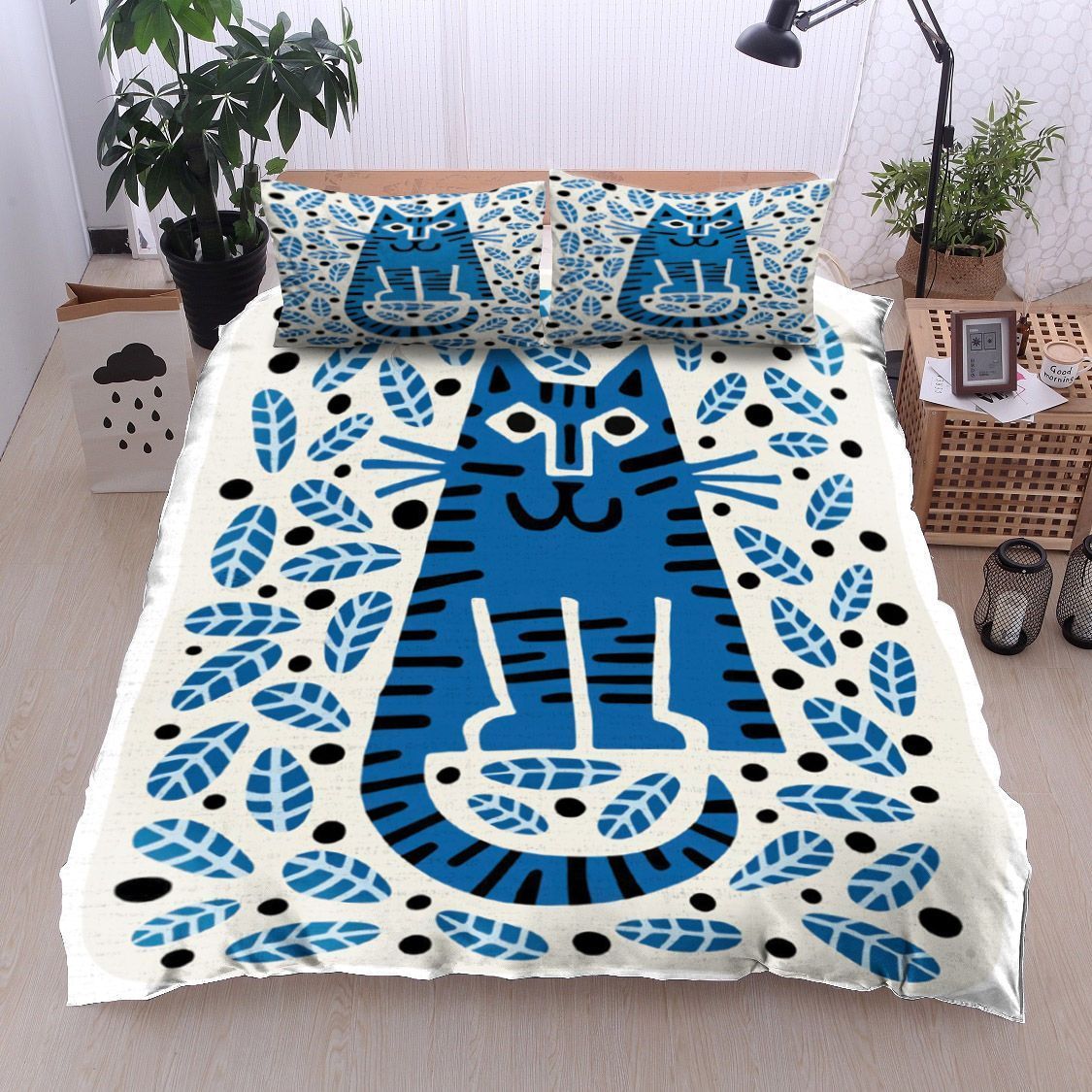 Cat And Leaf Bedding Set