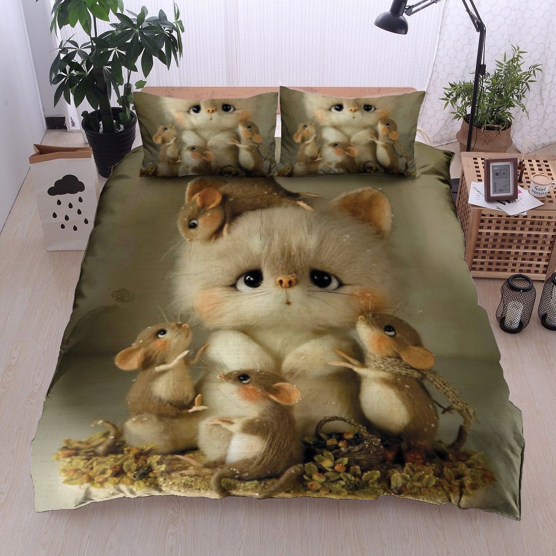 Cat And Mouse Bedding Set