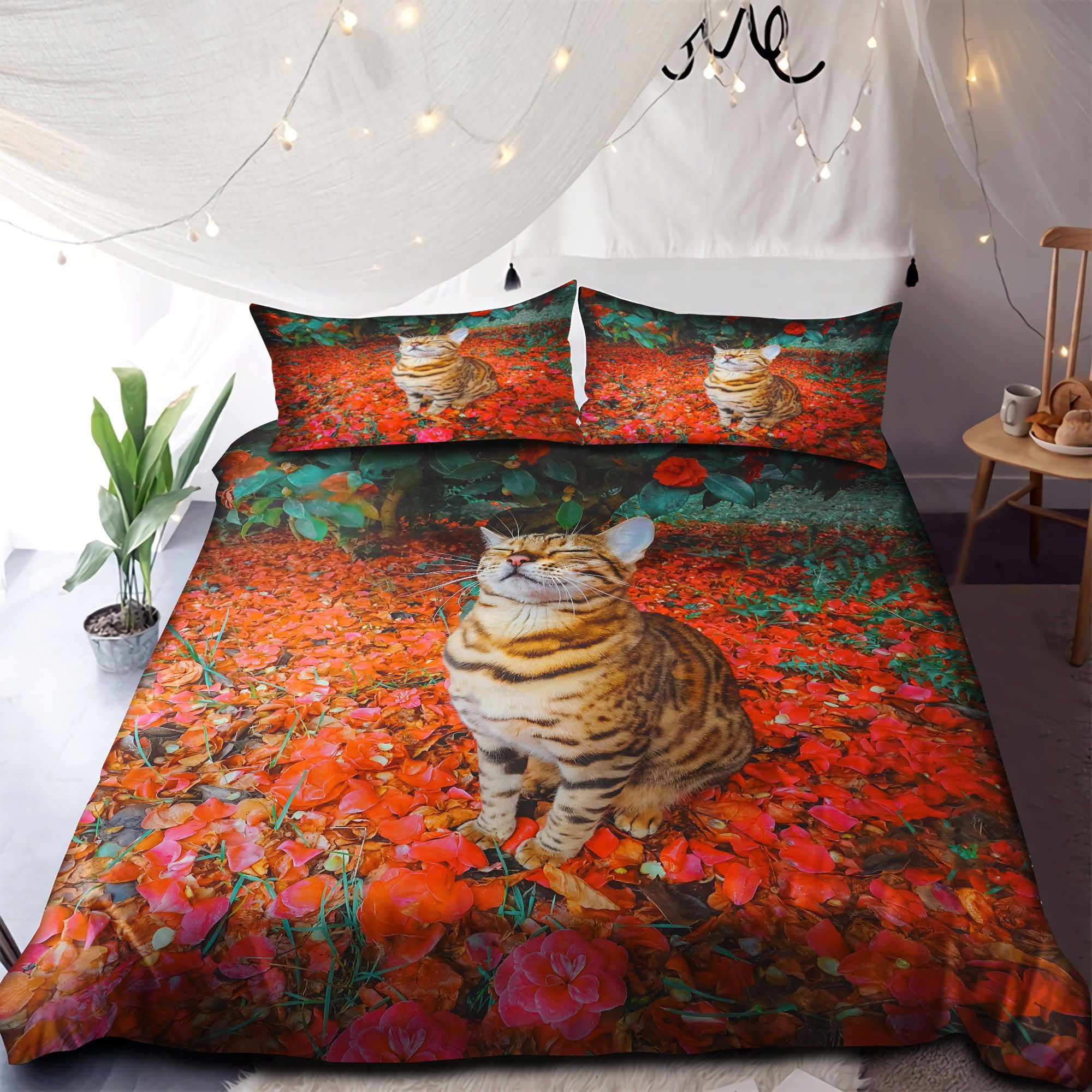 Cat And Red Flowers Bedding Set