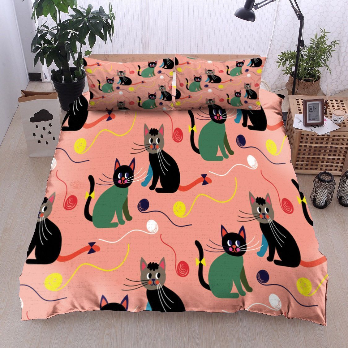 Cat And The Wool Roll Bedding Set