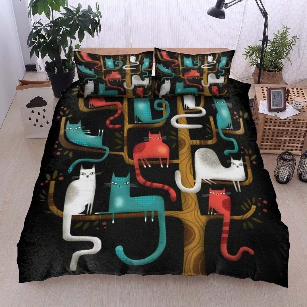 Cat And Tree Bedding Set