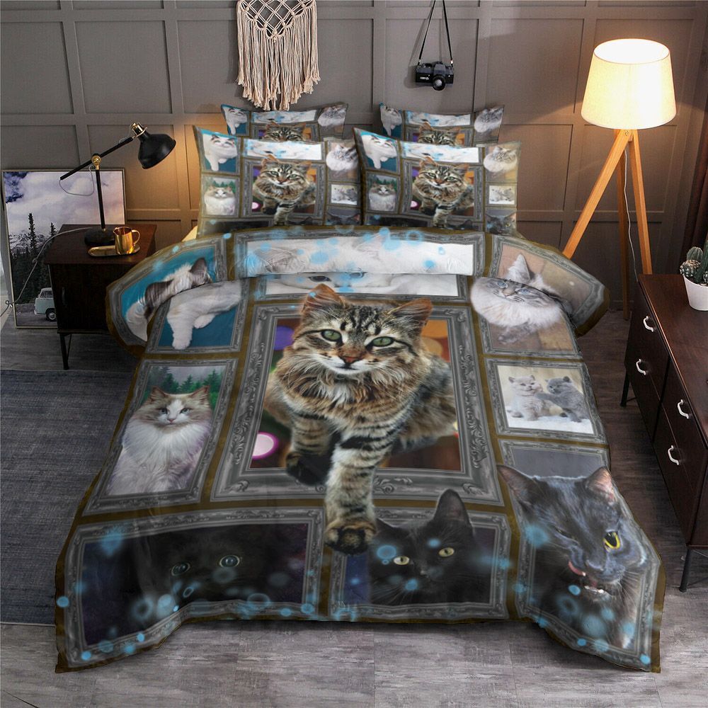 Cat Black White Galaxy Bedding Set