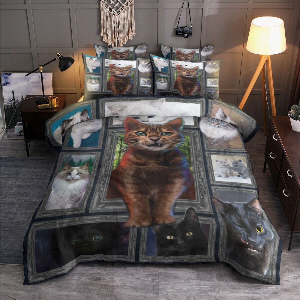 Cat Black White Galaxy Bedding Set