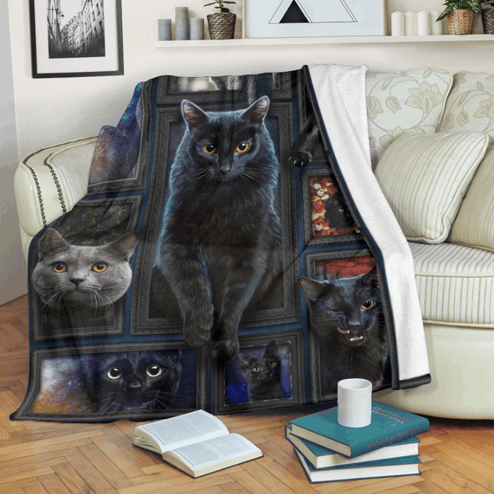 Cat Darkness Sherpa Fleece Blanket