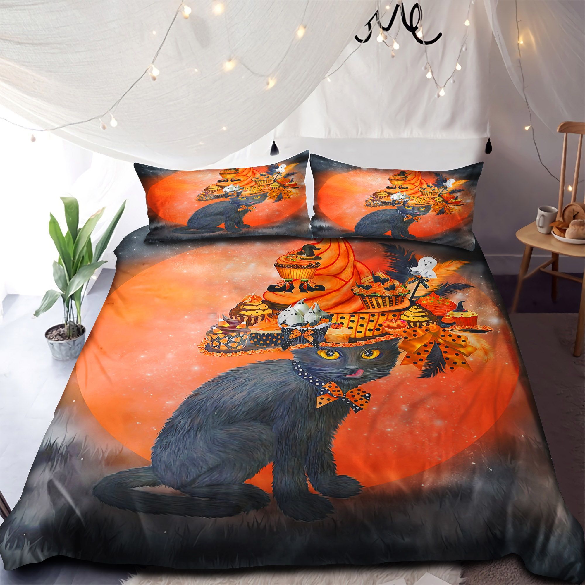 Cat In Halloween Cup Cake Bedding Set