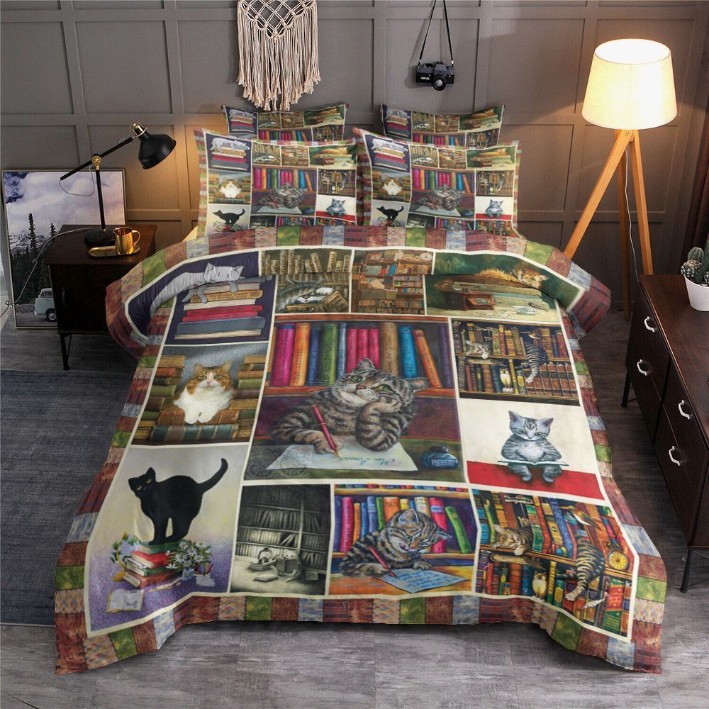 Cat Reading Bedding Set