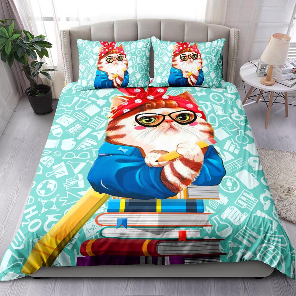 Cat Red Bandana Never Underestimate An Old Woman With Cats And Teaching Skills Vintage Bedding Set