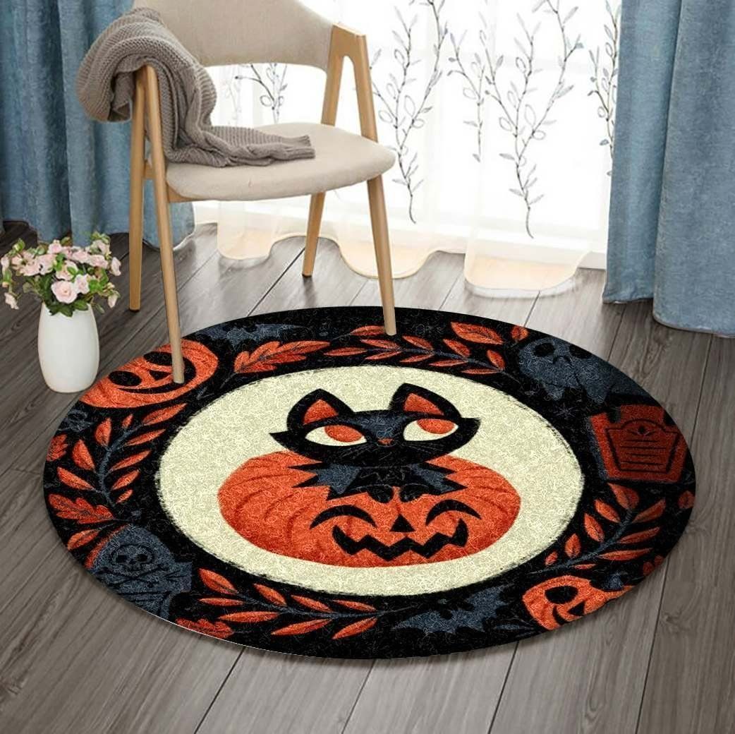 Cat Sitting In Pumpkin Round Carpet