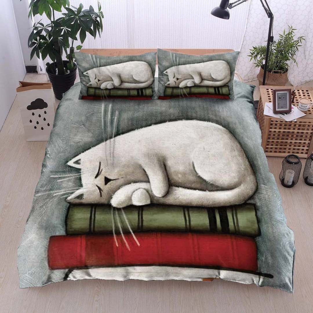 Cat Sleep On Book Bedding Set