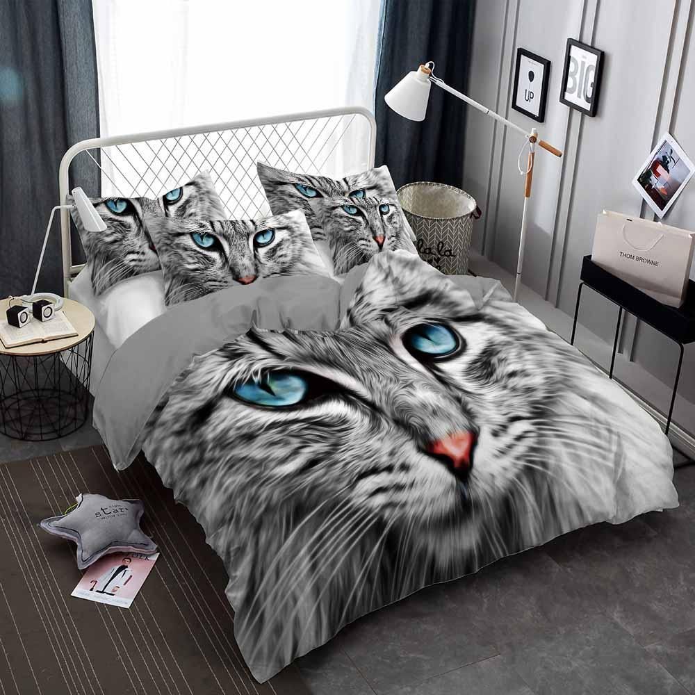 Cat With Blue Eyes Printed Bedding Set