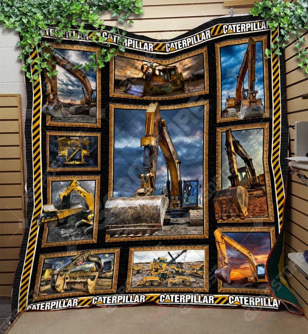 Caterpillar NC0709086CL Quilt Blanket