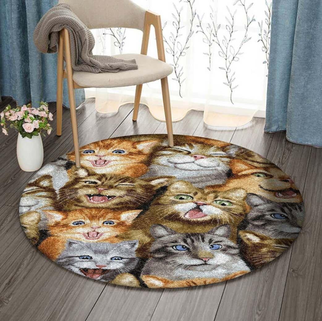 Cats Round Carpet