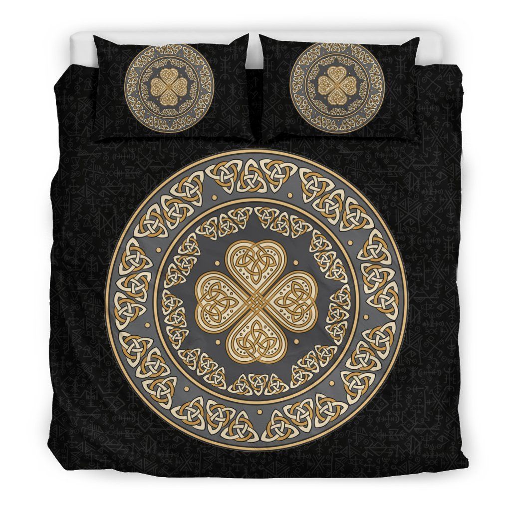 Celtic Shield Black Bedding Set