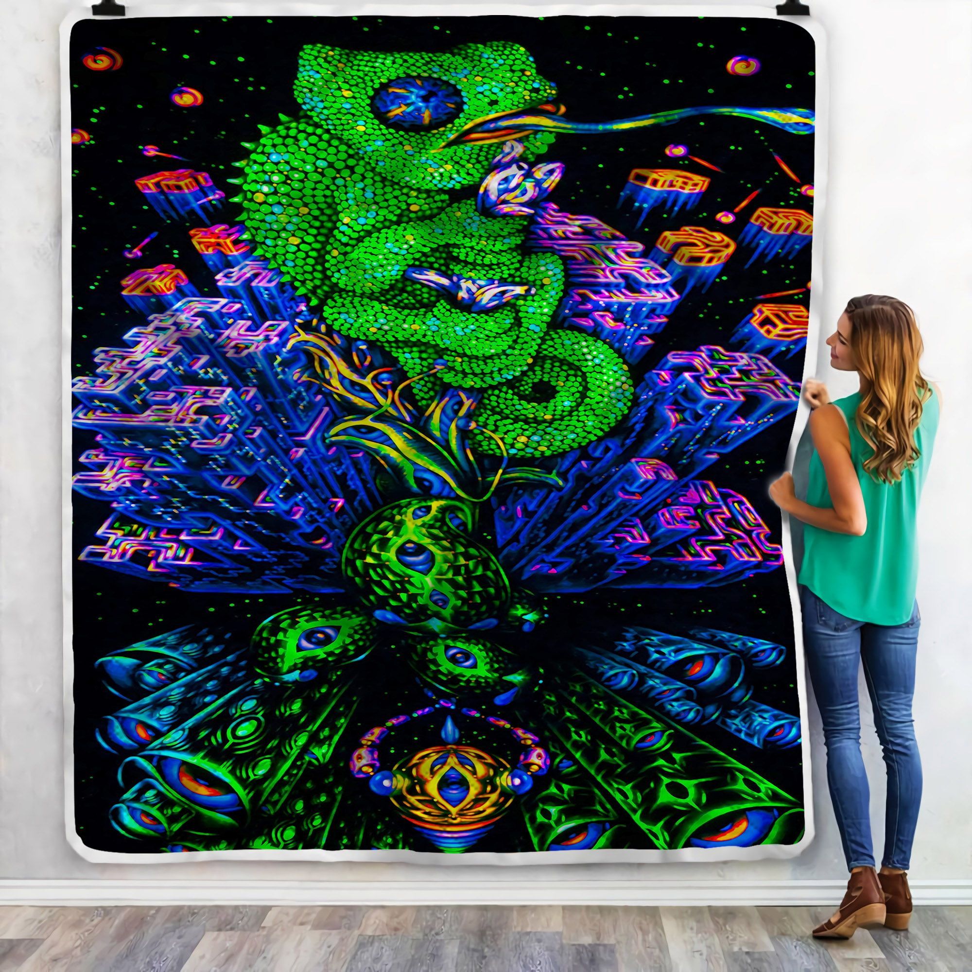 Chameleon Psychedelic Sherpa Fleece Blanket