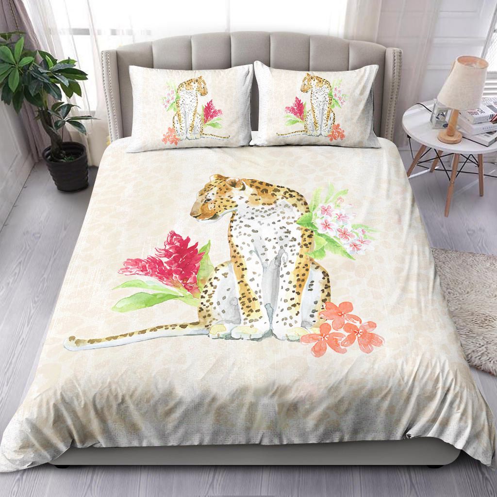 Cheetah With Flowers Bedding Set