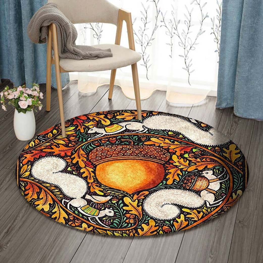 Chestnut And Squirrel Round Carpet
