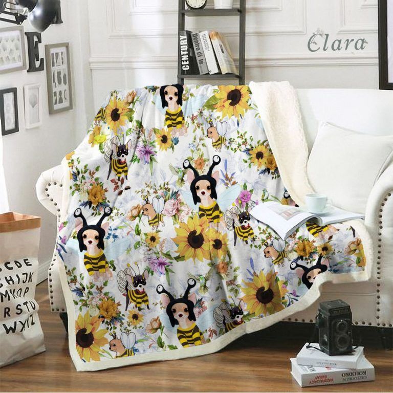 Chihuahua Cosplay Bee Floral Sherpa Fleece Blanket