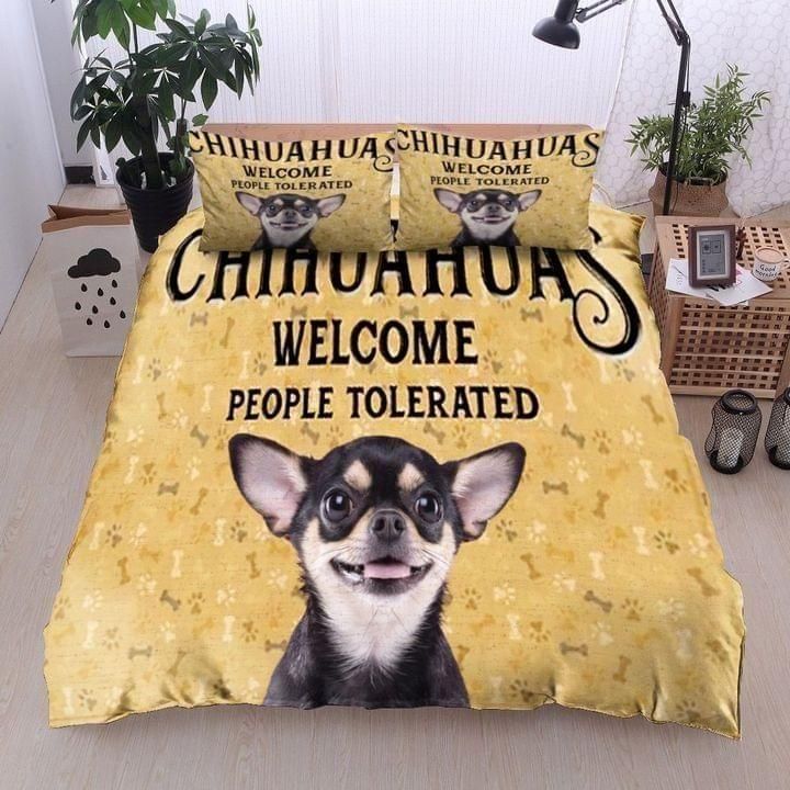 Chihuahua Welcome People Tolerated Bones  Bedding Set