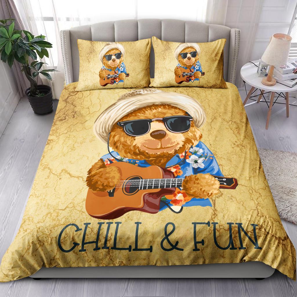 Chill And Fun Polar Bear Playing Guitar Bedding Set