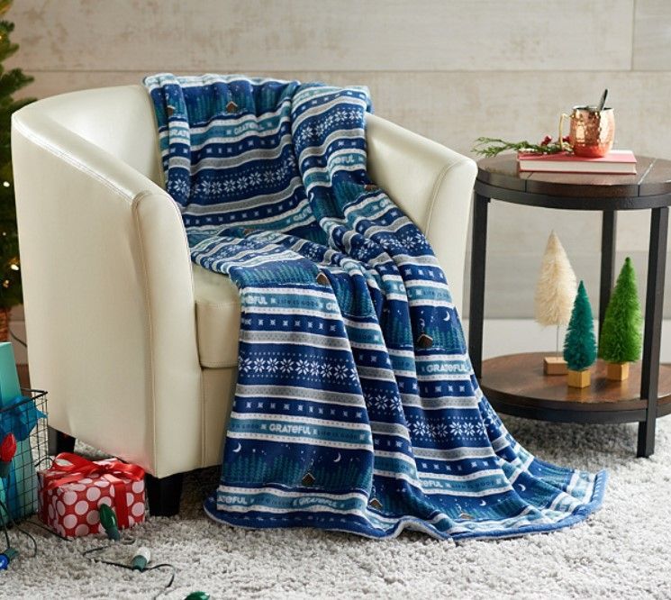 Christmas Cabin Sherpa Fleece Blanket