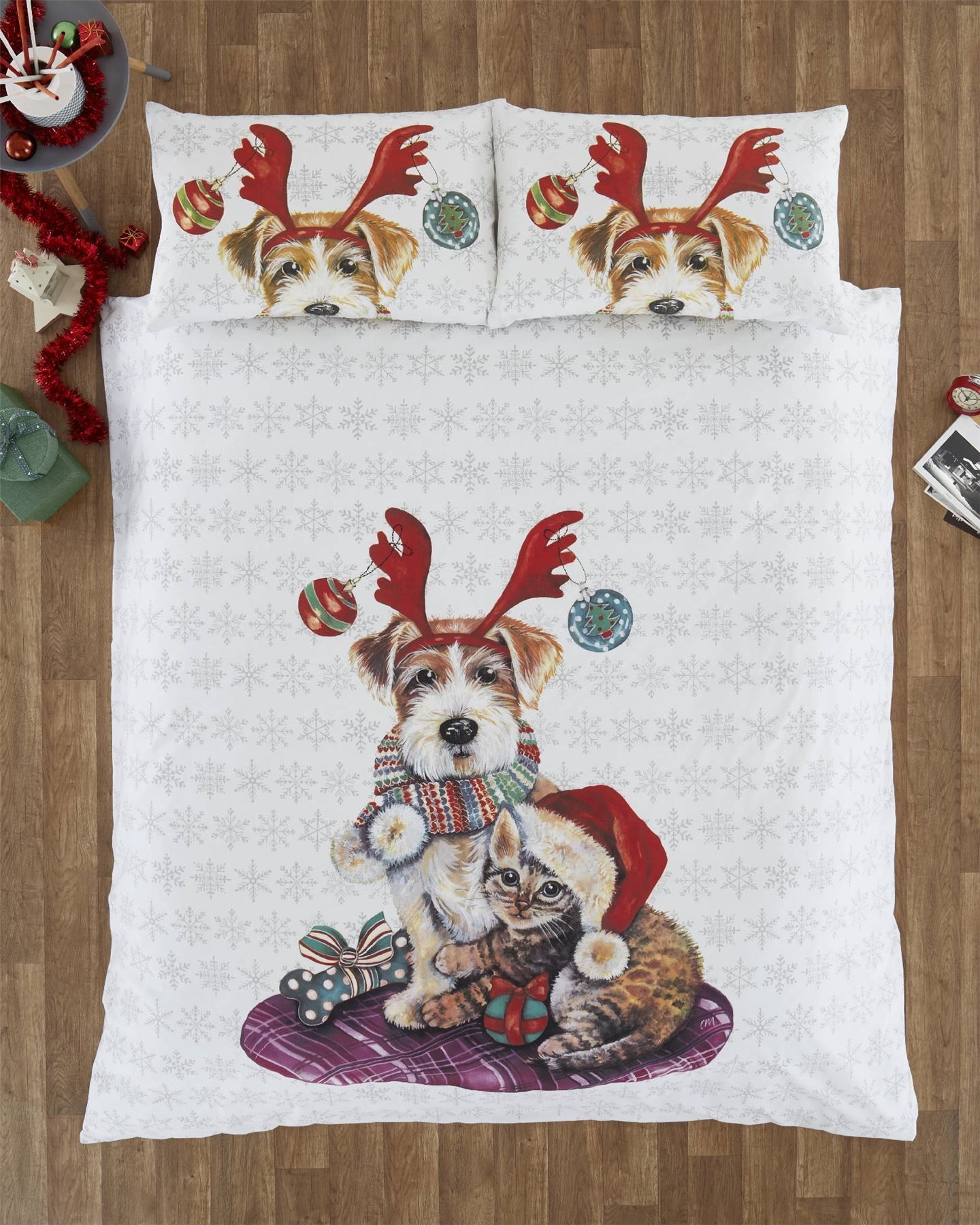 Christmas Miniature Schnauzer And Cat Bedding Set