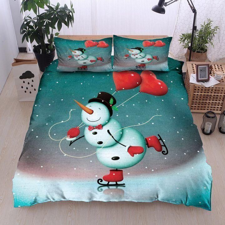 Christmas Skating With Red Balloon Bedding Set