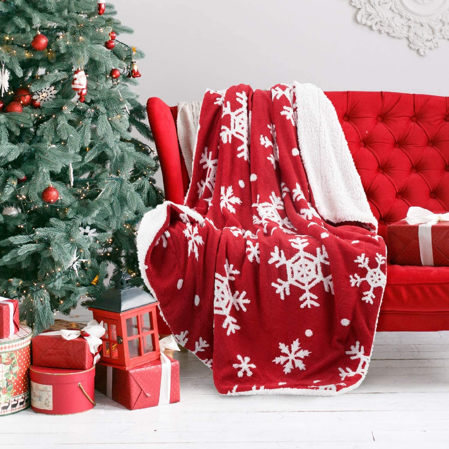 Christmas Snowflake Fleece Blanket