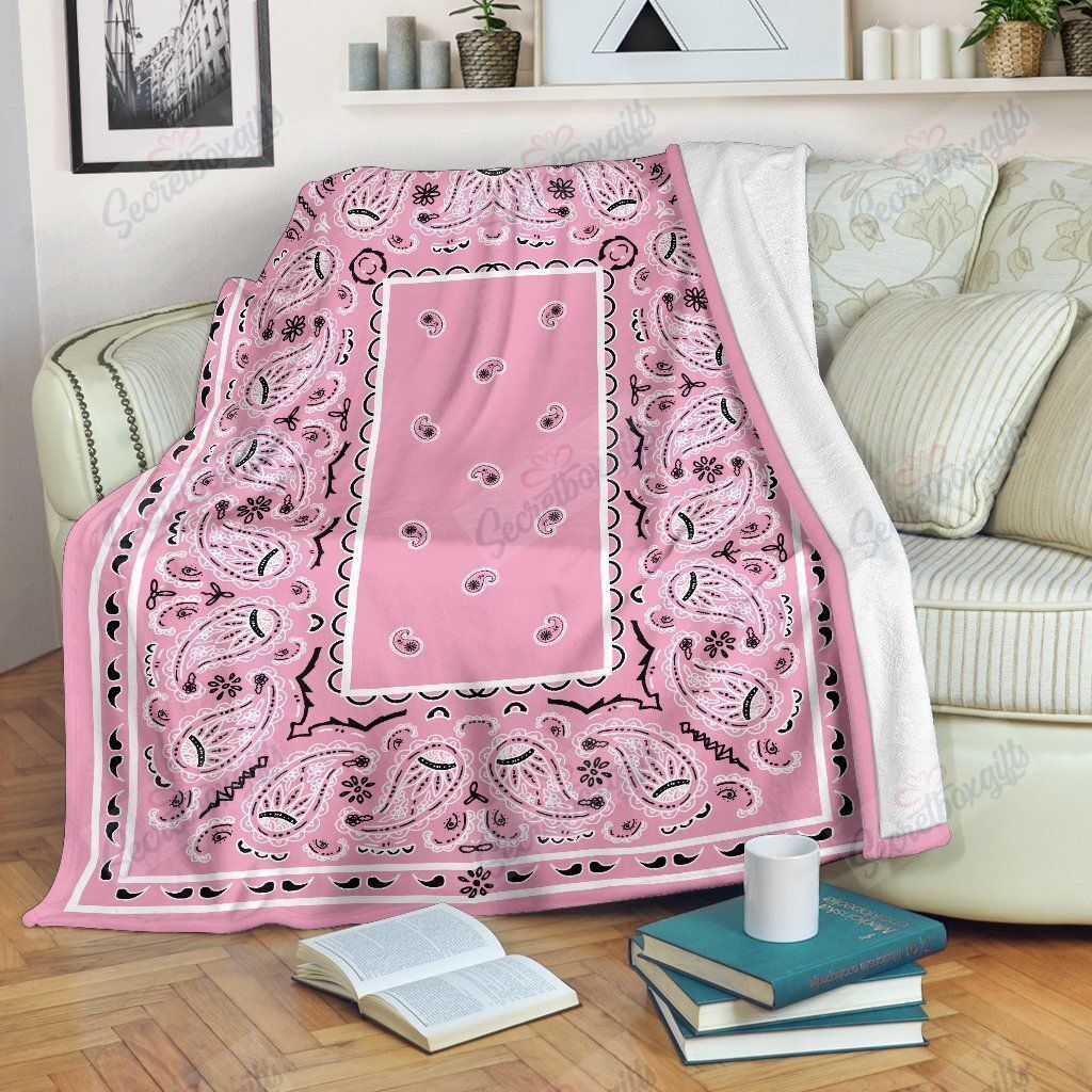 Classic Pink Bandana Fleece Blanket