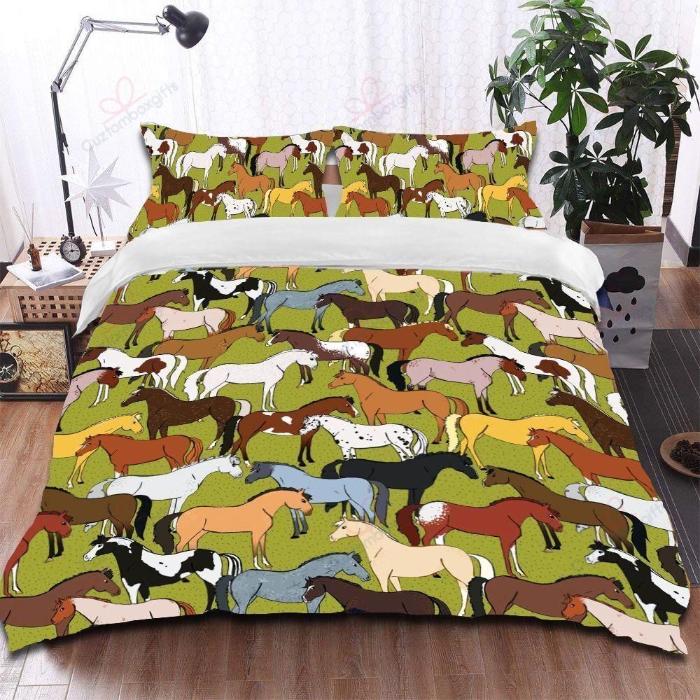 Color Horse Pattern Printed Bedding Set