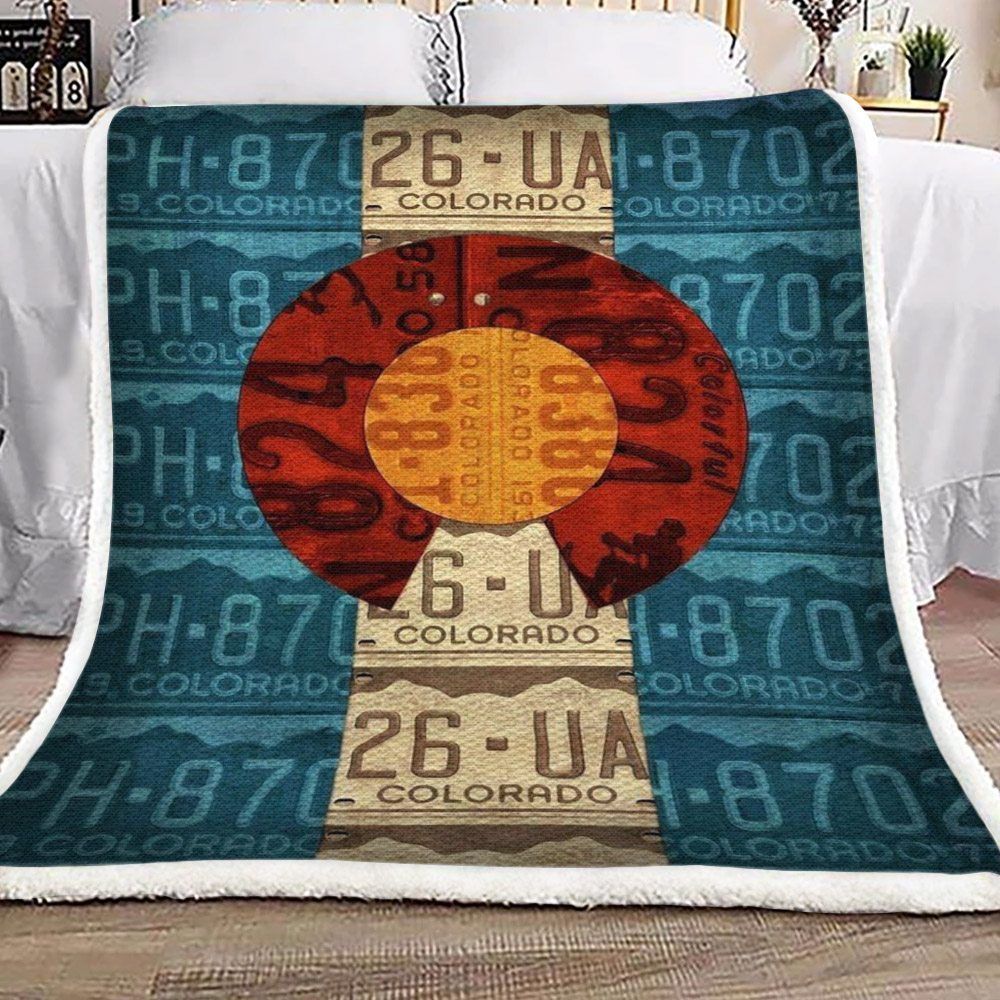 Colorado Sherpa Fleece Blanket