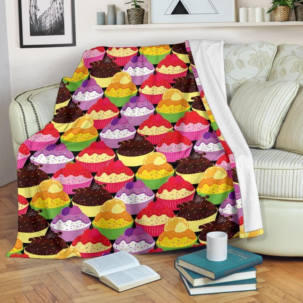 Colorful Cupcake Pattern Print Design Fleece Blanket