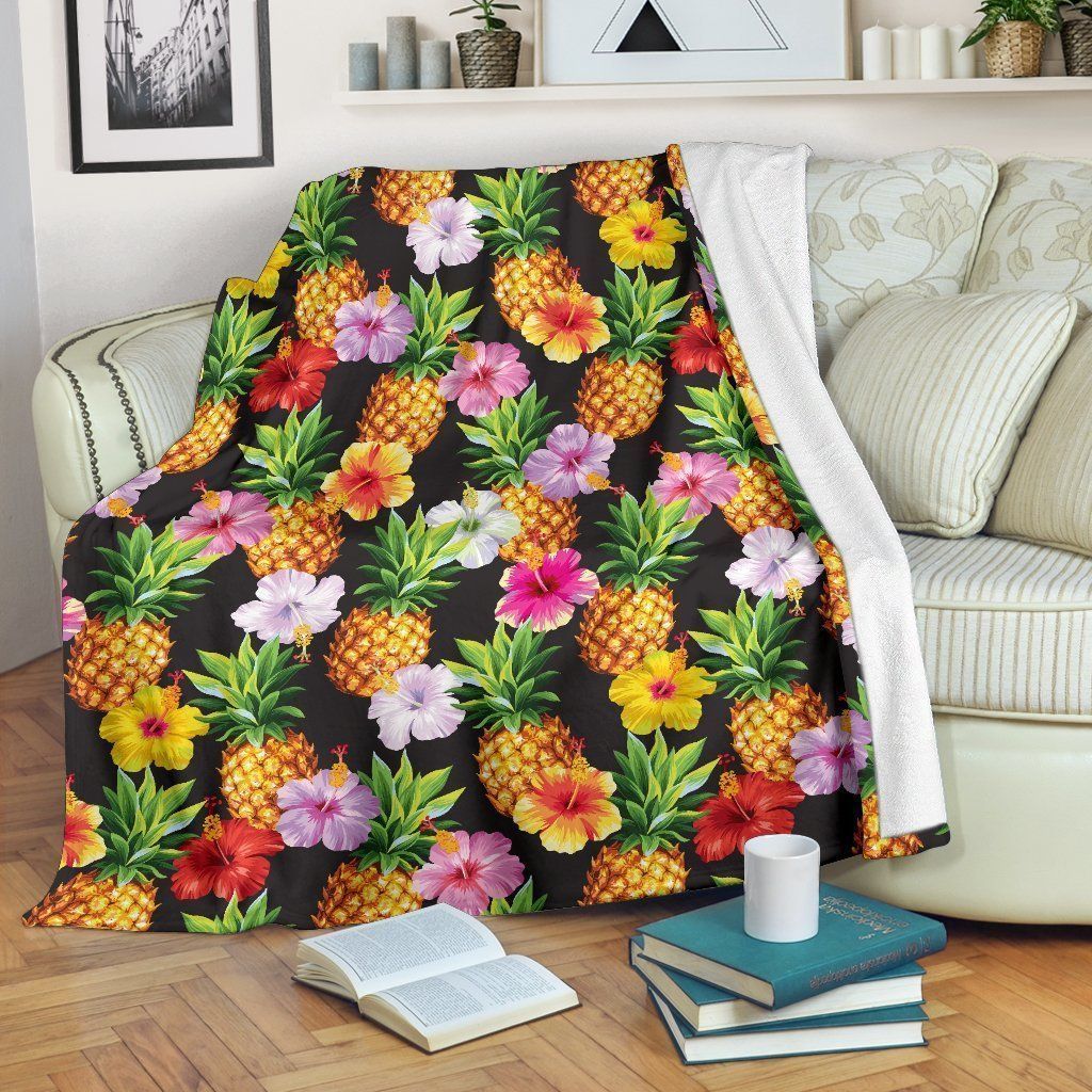 Colorful Pineapple Hibiscus Soft Fleece Blanket