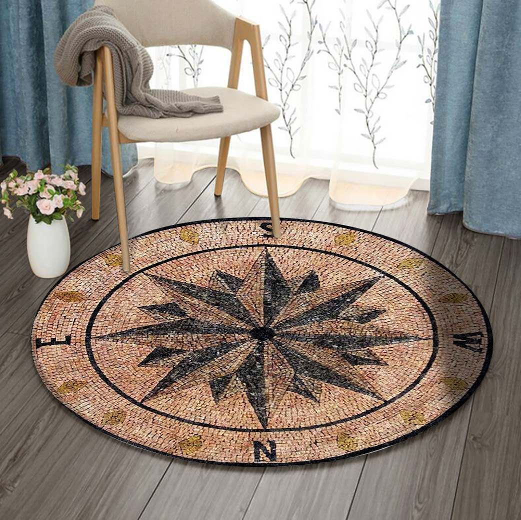 Compass Needle Round Carpet