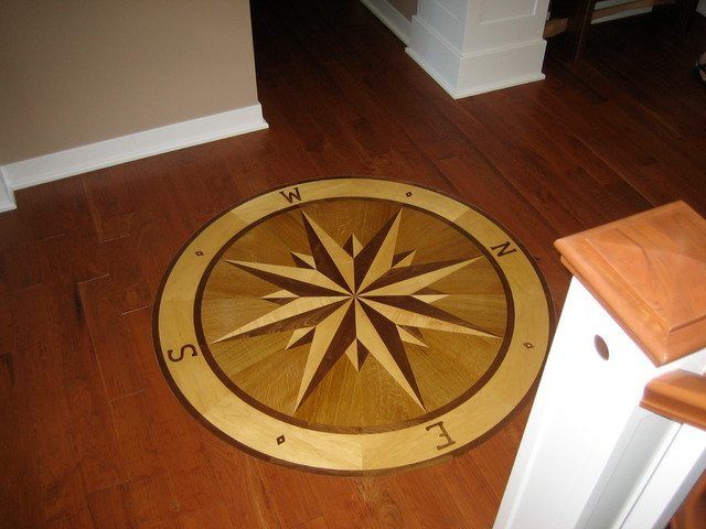 Compass Rose Round Carpet