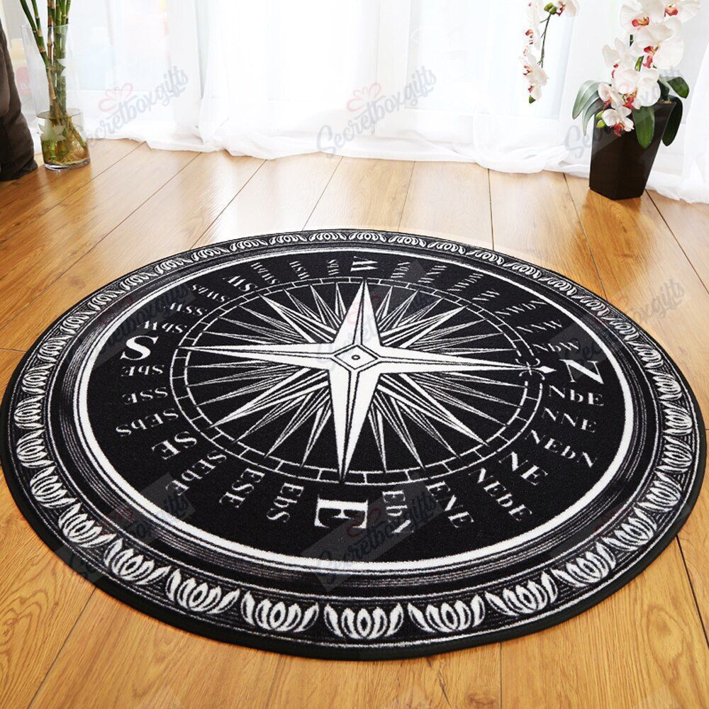 Compass Round Carpet