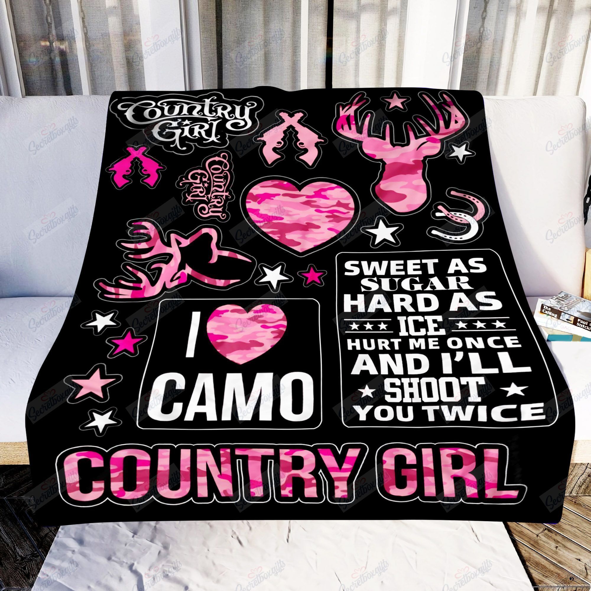 Country Girl I Love Camo Country Girl Fleece Blanket